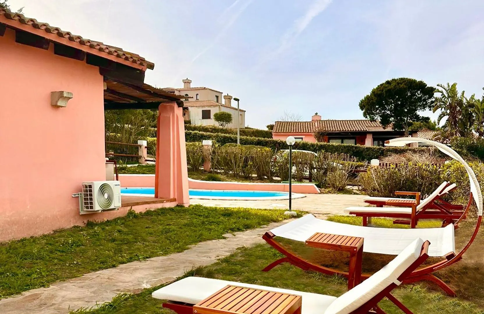 Villa Lumie ستينتينو
